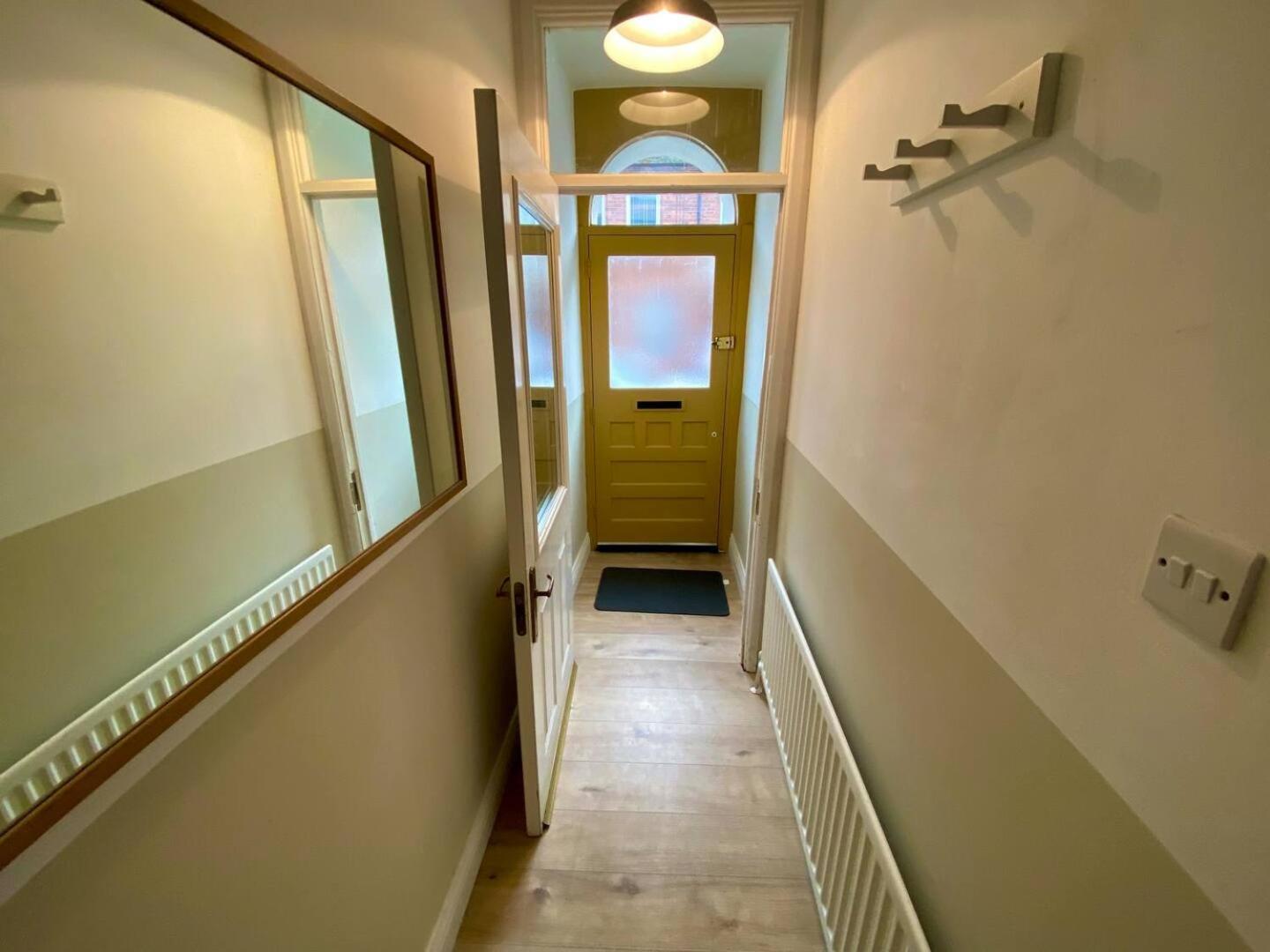 2Br City Side House Белфаст Екстериор снимка